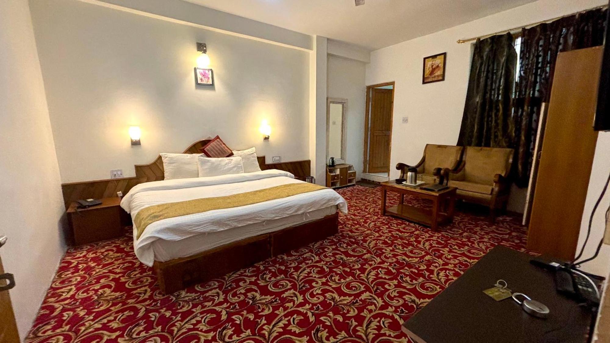 Bharhka Countryside Resort Manāli Buitenkant foto